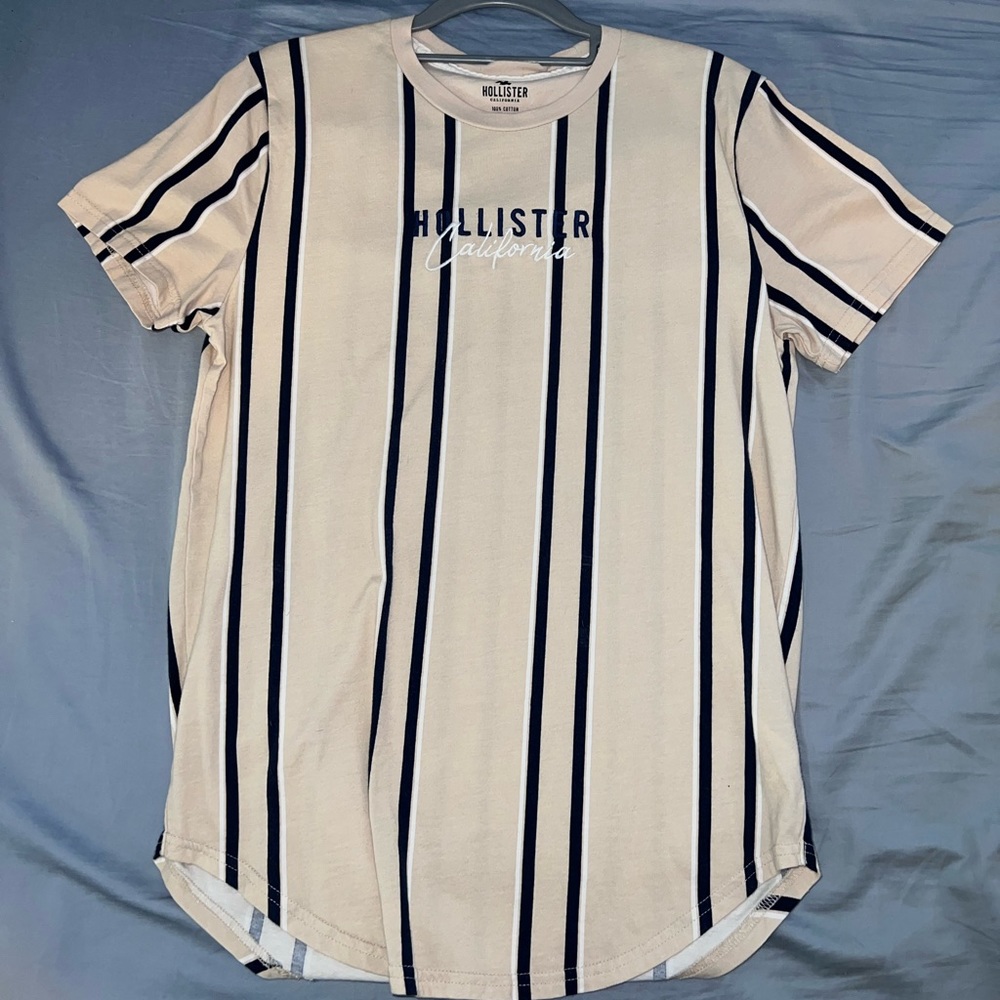 Hollister shirt